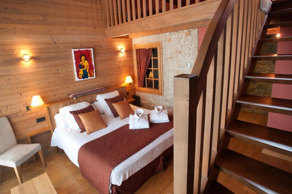 Hotel La Placa Garriguella Bilik gambar